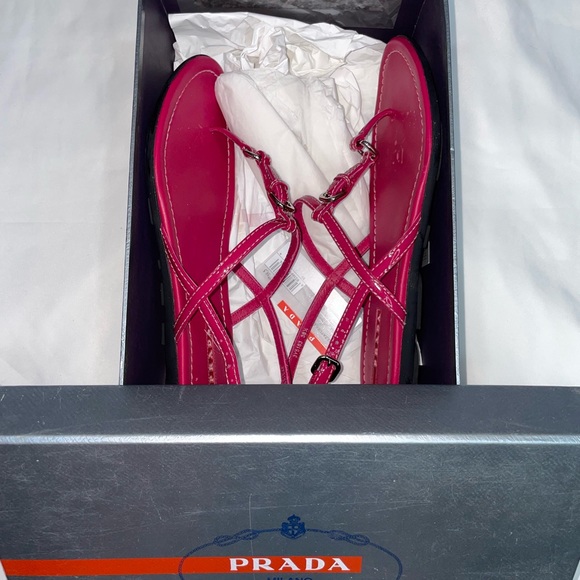 Prada Vernice Sandal in Ibisco Sz 38.5 - Picture 2 of 5
